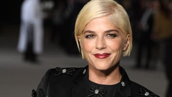 Selma Blair Poses Proudly With Cane for 'British Vogue' Cover: 'It's an Extension of Me' 